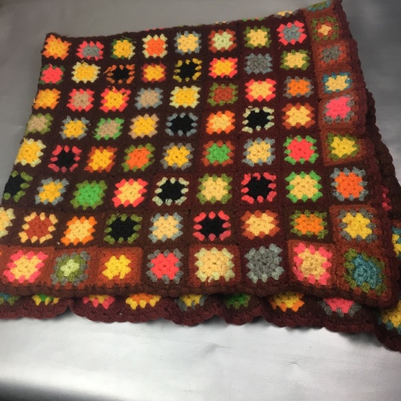 Vintage medium Afghan granny square throw blanket - Picture 8 of 9